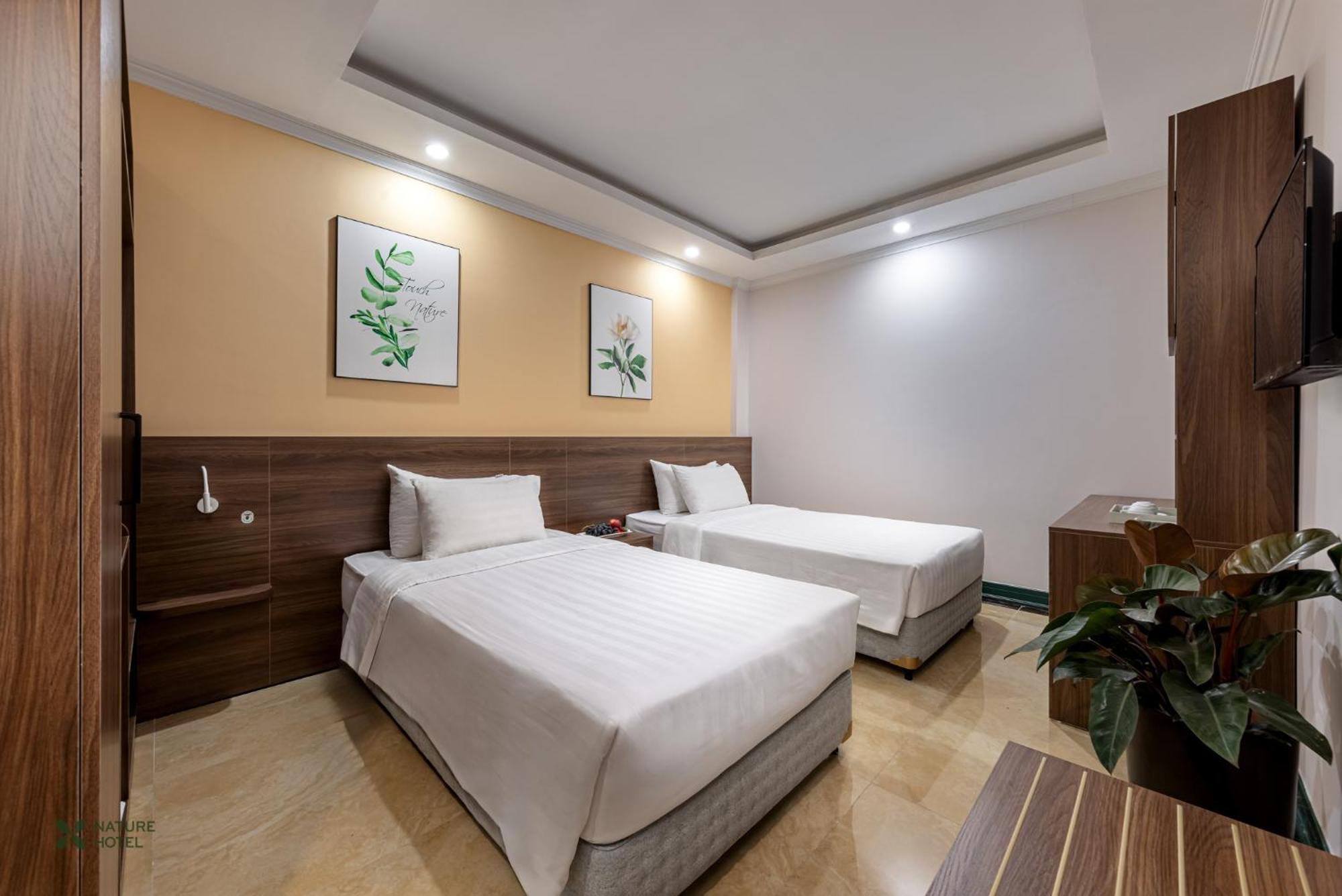 Nature Khách sạn Hà Nội